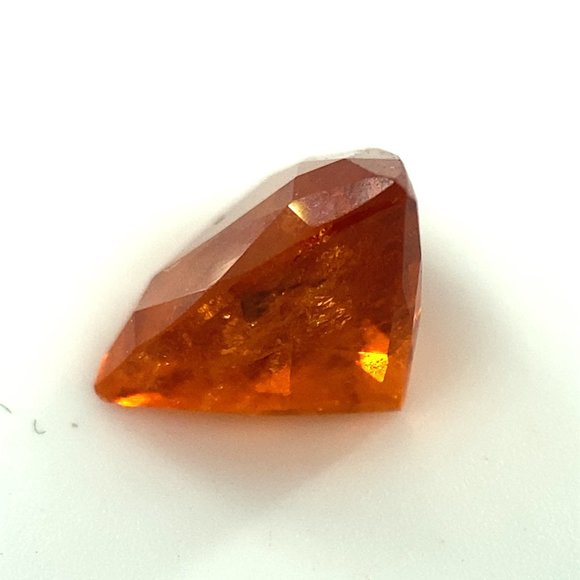 Spessartine Garnet 3.80ct - Picture 6 of 7